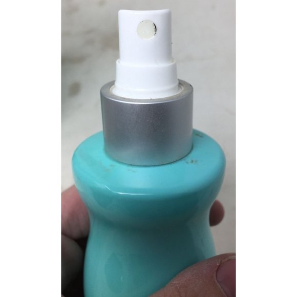 Malibu C Hard Water Wellness Shampoo, Leave In Conditioner & Conditioner Set - Picture 4 of 10